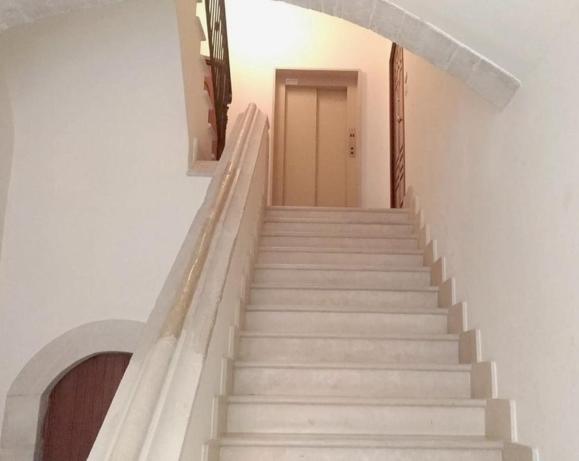 B&B Re Apartments Palazzo Muscati Molfetta Eksteriør bilde